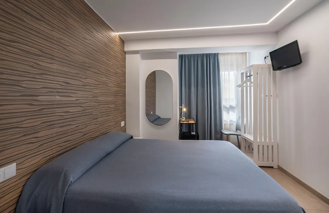 Hostal Pensimar-1